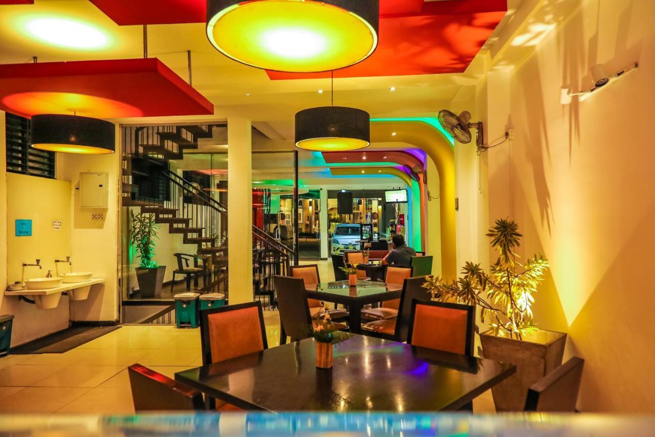 Oak Ray City Hotel Kandy Ngoại thất bức ảnh