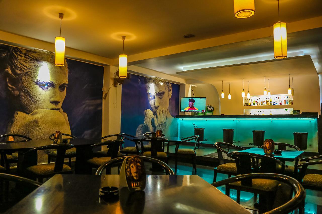 Oak Ray City Hotel Kandy Ngoại thất bức ảnh