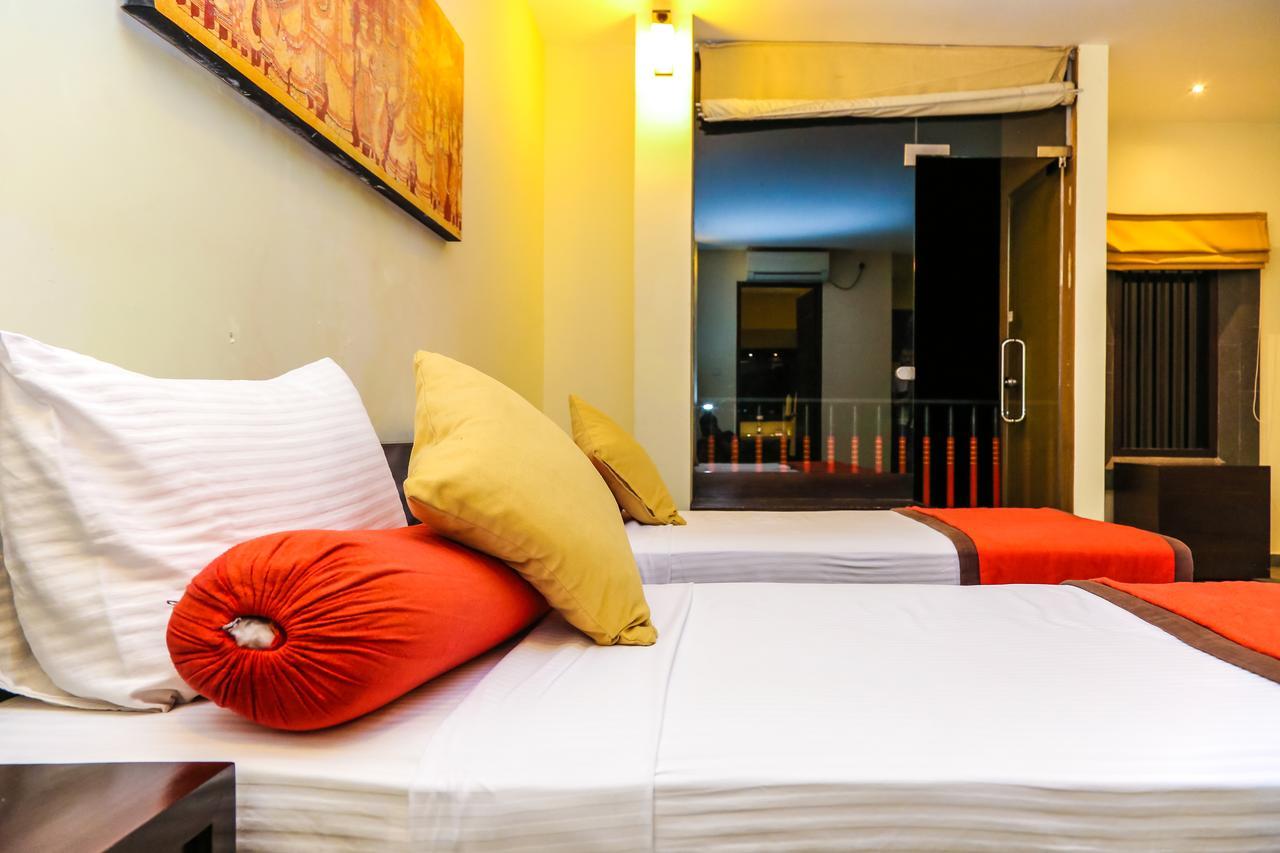 Oak Ray City Hotel Kandy Ngoại thất bức ảnh